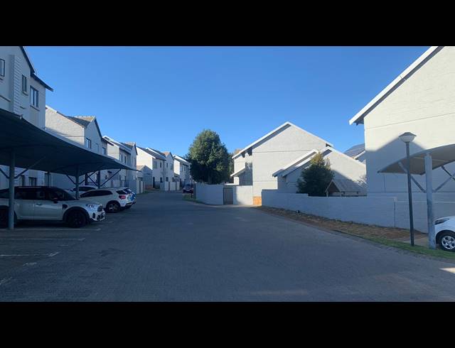 1 BEDROOM APARTMENT RENTED IN HALFWAY GARDENS